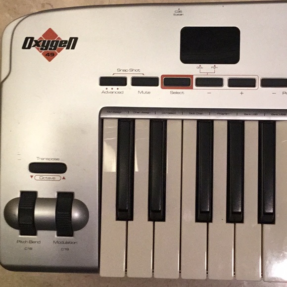 MIDI Keyboard controller - Picture 2 of 8